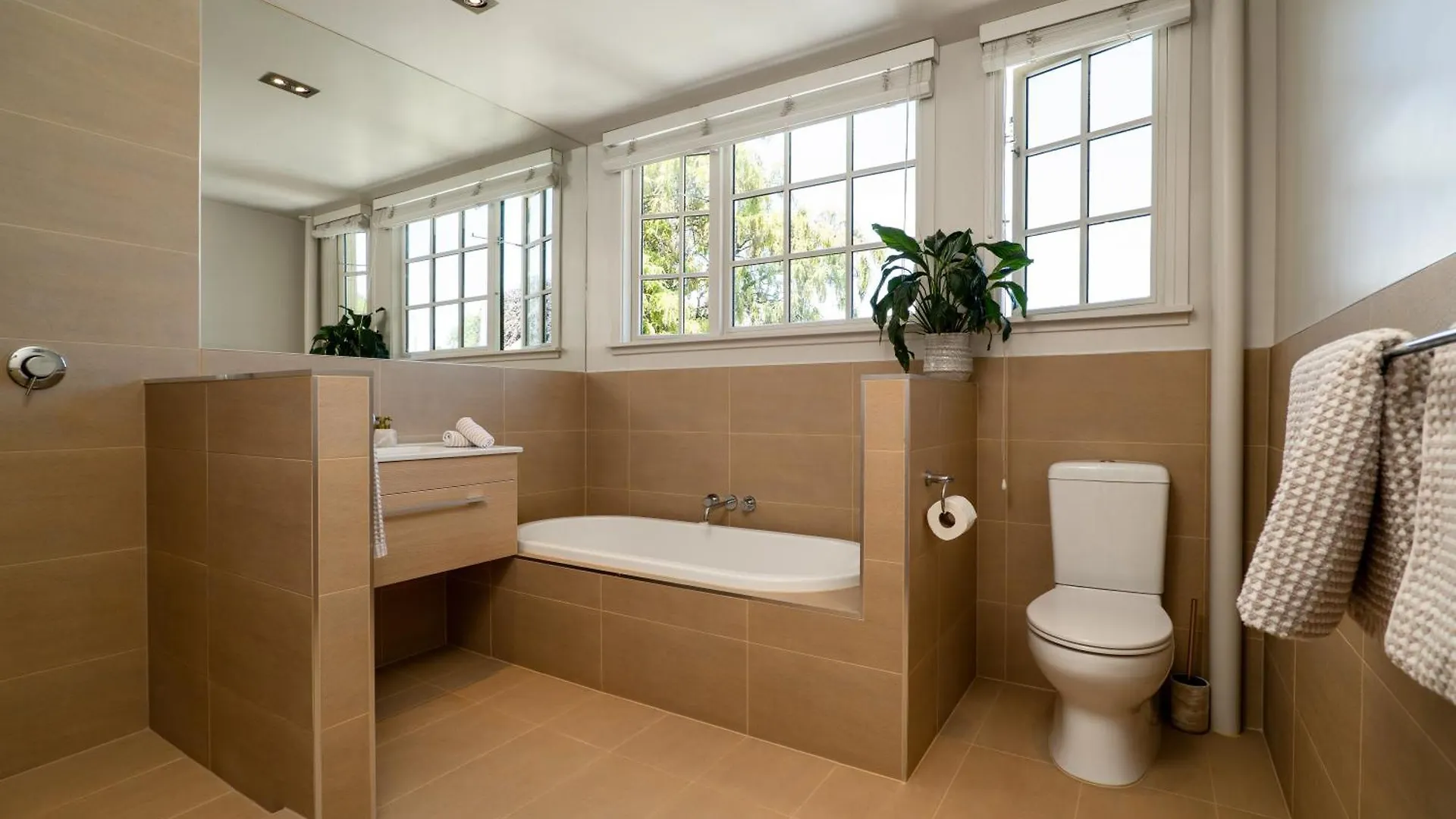 Luxurious Central City Living Christchurch 0*,